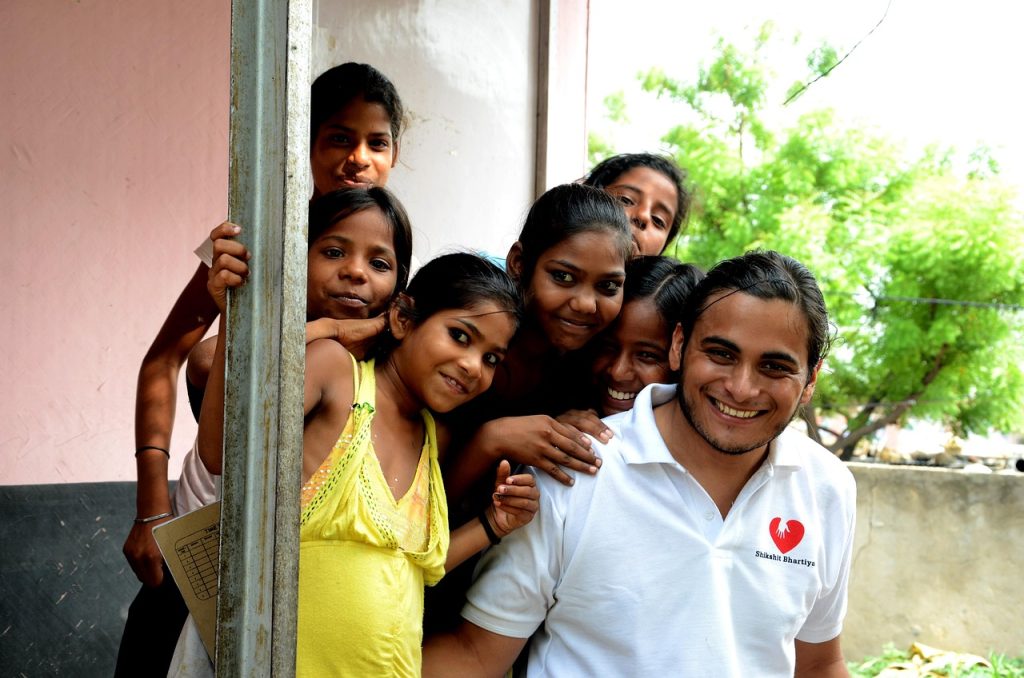 children, india, volunteer, volunteer, volunteer, volunteer, volunteer, volunteer
